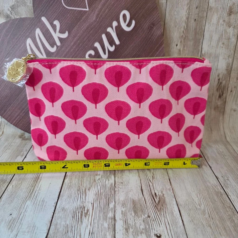 Estee Lauder Pink Floral Cosmetic NWOT